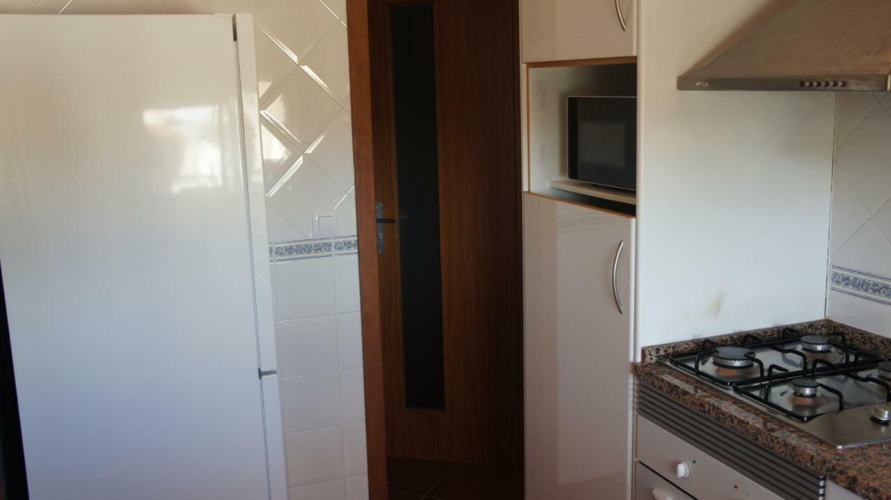 Ferienhaus Pool&garden Oura Flat *
